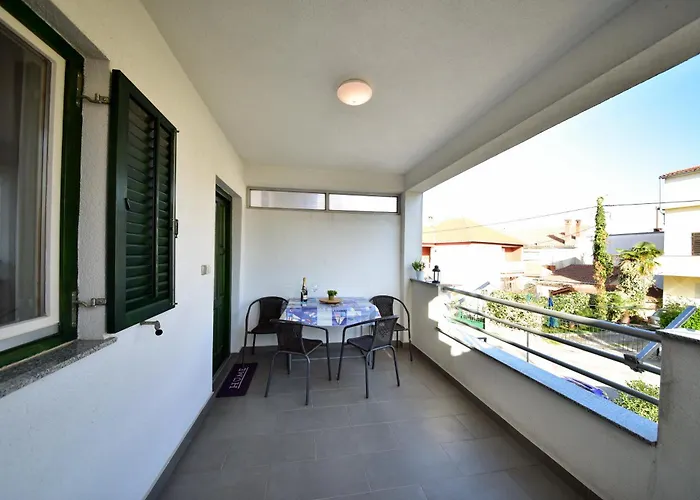 Apartament Jure *