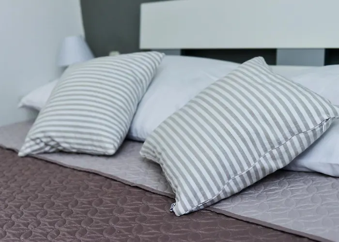 Jure ביוגראד נה מורו